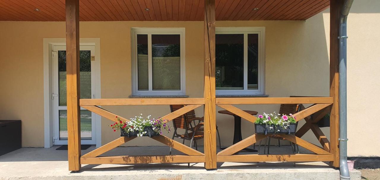 Zajazd Stronie Stronie Slaskie Exterior photo